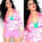 Actress Pia Bajpai Spicy Photos (15)