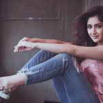 Actress Sayesha Saigal Photos (1)