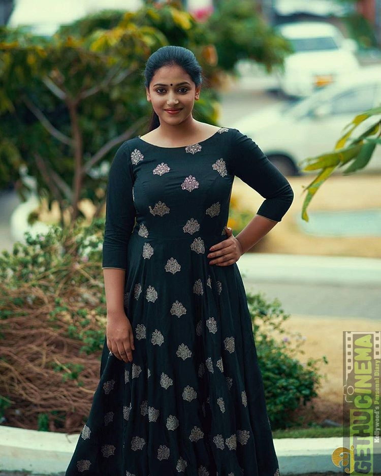 Anu Sithara (12) - Gethu Cinema