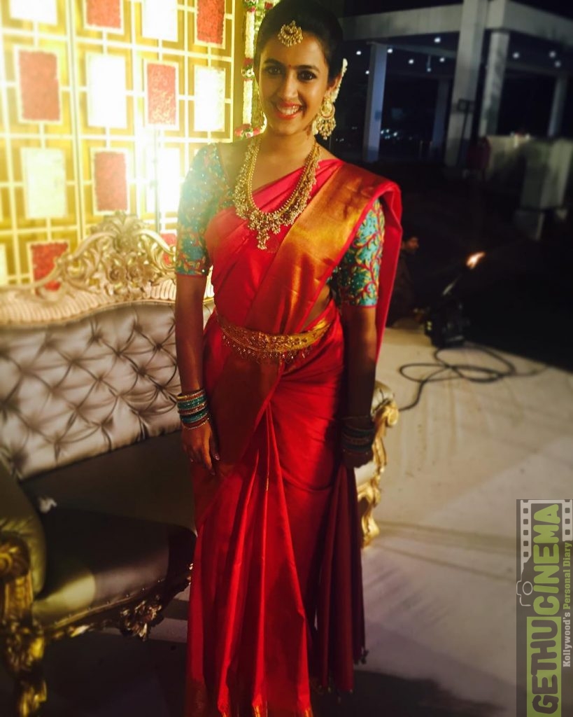Oru Nalla Naal Paathu Solren Actress Niharika Konidela Photos - Gethu ...