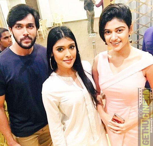 aarav with oviya birthday celebration (9) - Gethu Cinema aarav with oviya birthday celebration (9) - Gethu Cinema