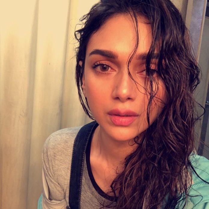 Kaatru Veliyidai Actress Aditi Rao Hydari Cute & HD Photos
