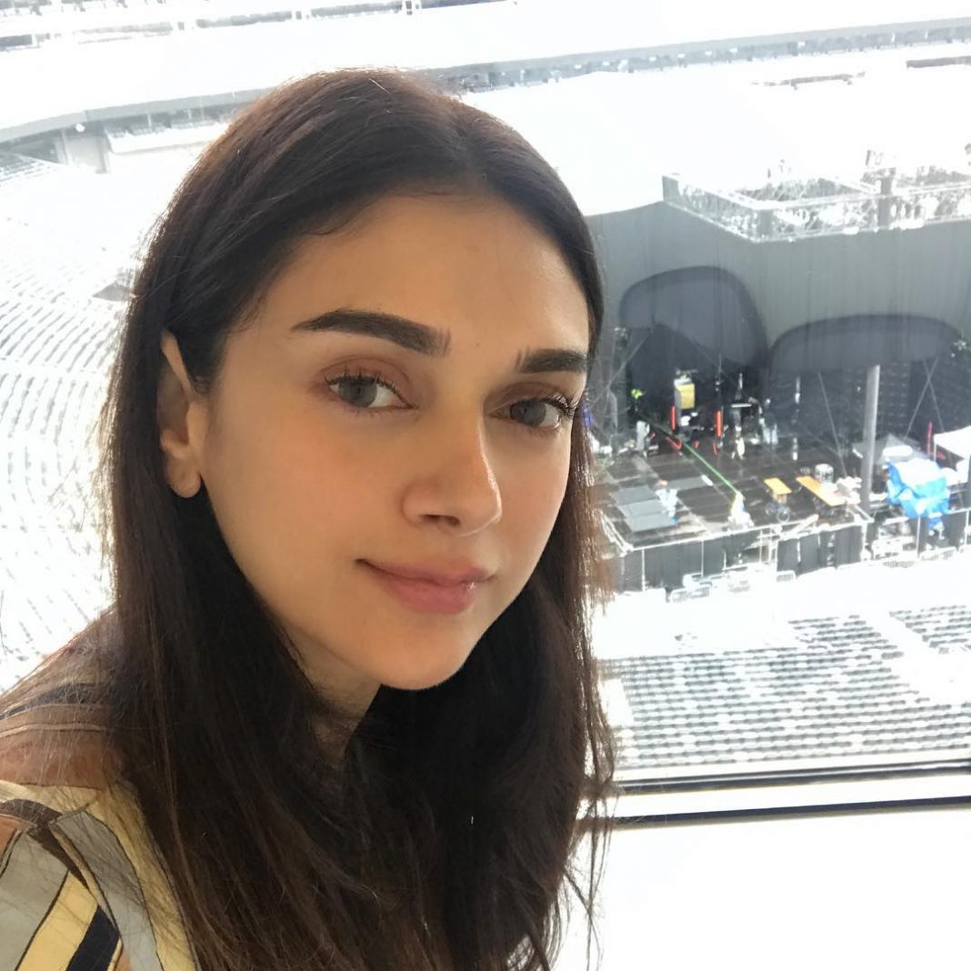 Kaatru Veliyidai Actress Aditi Rao Hydari Cute & HD Photos