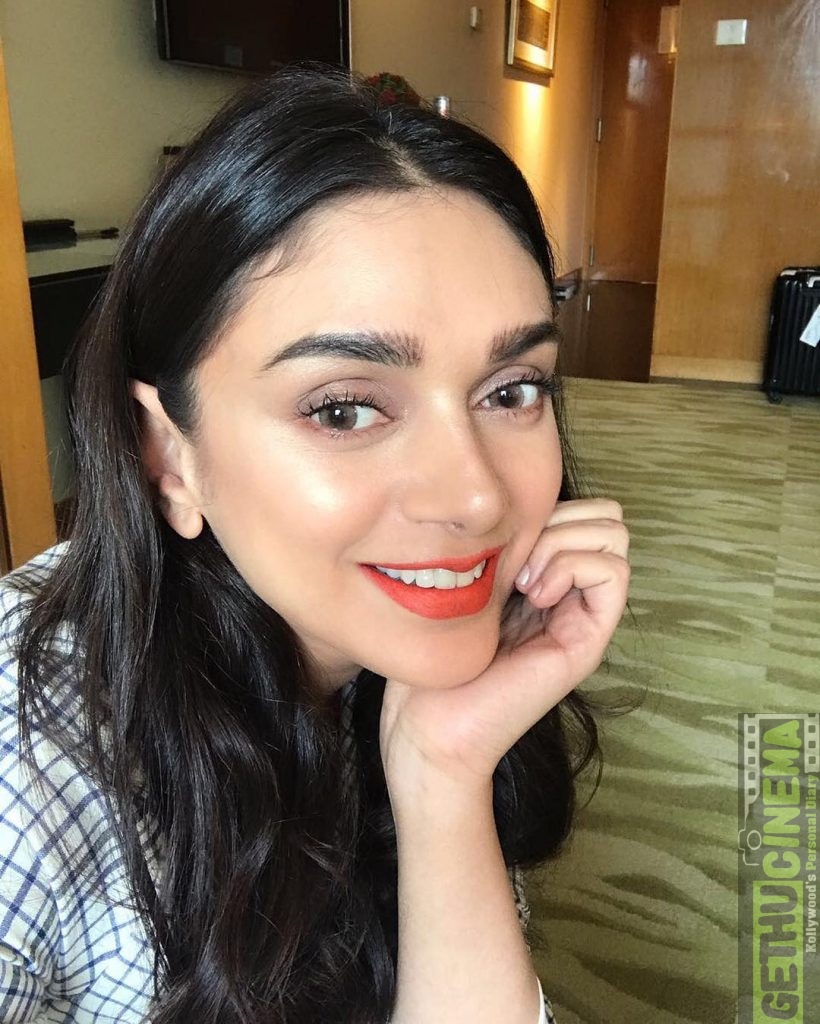 Kaatru Veliyidai Actress Aditi Rao Hydari Cute & HD Photos