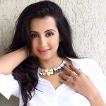 Sanjjanaa Photos (4)