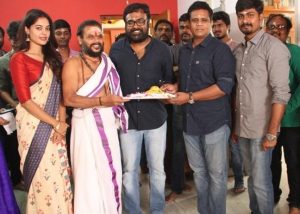Arulnithi’s ‘Pugazhendhi Enum Naan ‘ pooja stills | Director Karu. Pazhaniyappan | Bindhu Madhavi | Axess Film Factory