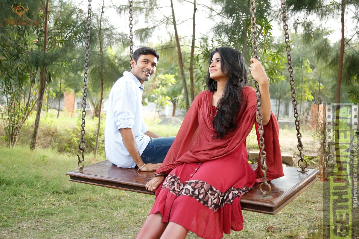 Ennai Nokki Paayum Thotta | HD Stills | Dhanush, Megha Akash ...