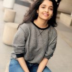 Ritika Singh, cute, loose hair