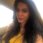 natasha suri selfie yellow dress