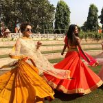 sanya malhotra  in yellow dress wedding dancing candid pic with coolers with her friend(17)