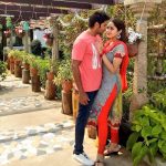 Ghajinikanth, Arya, Sayyeshaa Saigal, Romance, Red Dress