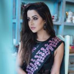 Raiza Wilson, balck saree, side pose