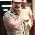 Saamy Square, saamy 2, Vikram, police, aaru saami