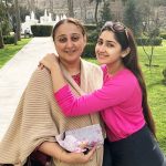 Sayesha Saigal, Mother, dashing, Love