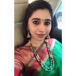 Aarthi, Jayam ravi Wife, green saree, selfie, car