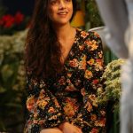 Aditi Rao Hydari, hd, hair style, smile