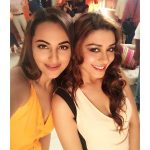 Anchal Singh, Sonakshi Sinha, selfie