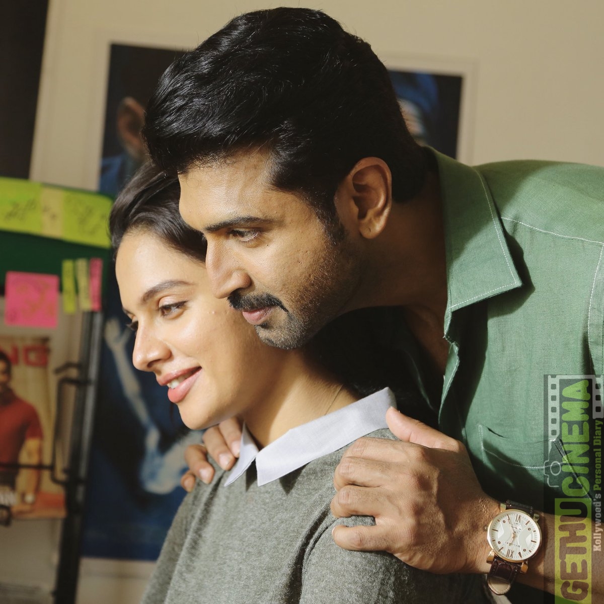 Actor Arun Vijay 2018 Selfie & Family Pictures - Gethu Cinema