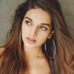 Nidhhi Agerwal, hair style, face