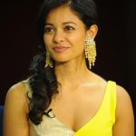 Pooja Kumar, Vishwaroopam 2 Heroine, Yellow Saree, Top, stunning Beuty