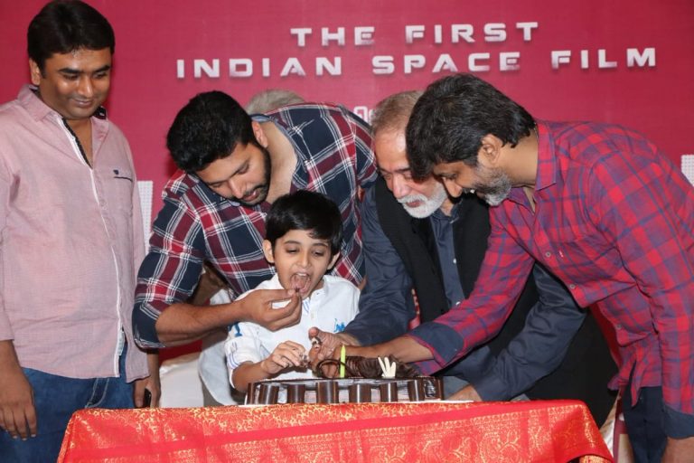 Tik Tik Tik Success Meet Celebration Gallery | jayam Ravi, Aarav Ravi