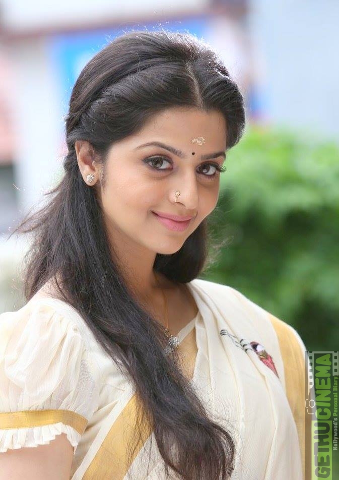 VEDIKA SAREE
