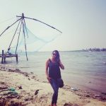 actress kaniha   at kerala fishing port (22)