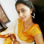 actress kaniha   golden white  saree blouse (8)