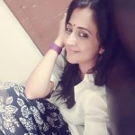 actress kaniha  selfie no make up white kurta  (9)