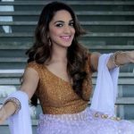 actress kiara advani celebrating diwali in white and golden dress  (3)