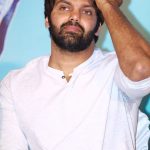 Ghajinikanth press meet, Arya, style