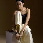 swara bhasker  photoshoot theater  (1)