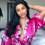 Chandrika Ravi, pink dress, without makeup