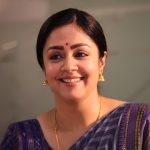 Kaatrin Mozhi, Jyothika, smile, gold, suriya wife