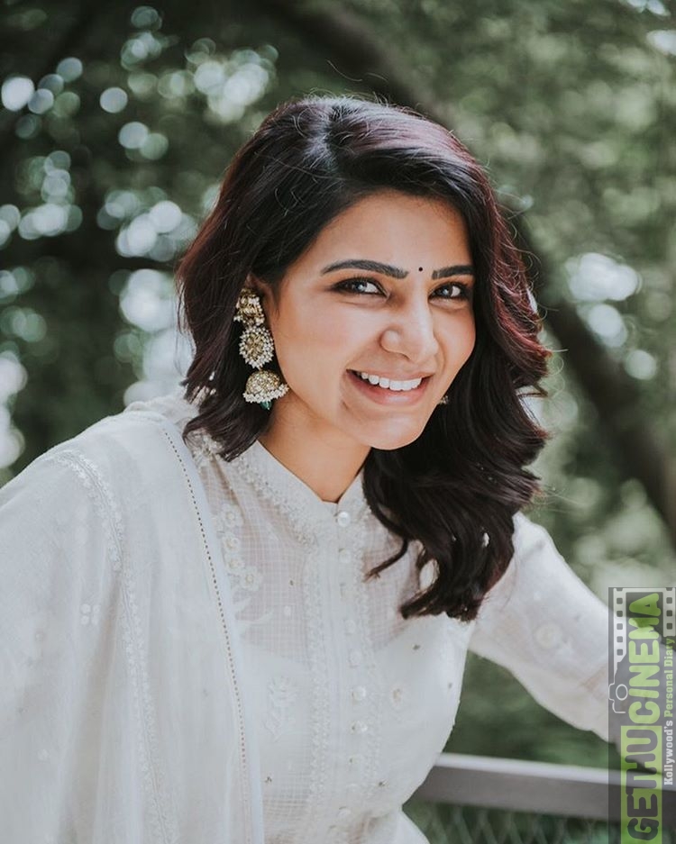 Samantha Akkineni Unleashes a Red Smokestorm in her Saree Avatar - News18
