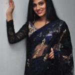 Avanthika Mohan,  Rajavin Paarvai Raniyin Pakkam, black saree, hip show