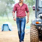 Seema Raja, Sivakarthikeyan, red shirt, blue jean