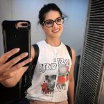 Sunny Leone, selfie, mirror