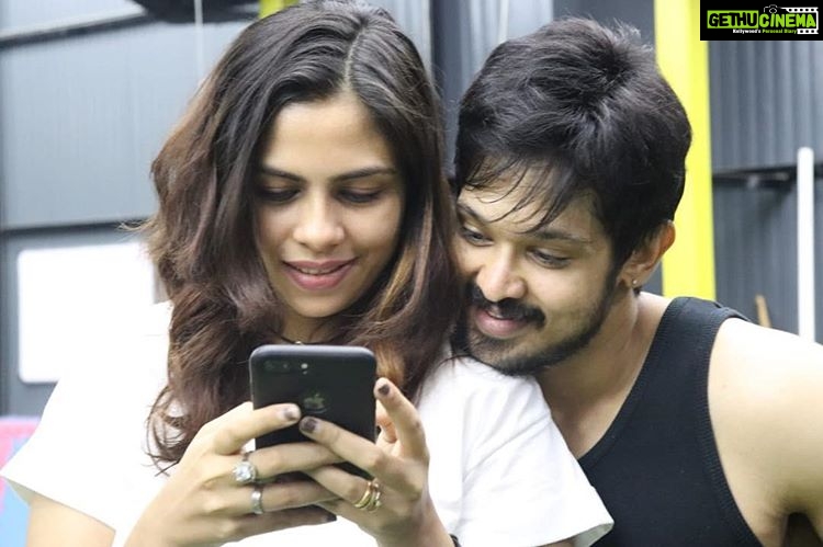 Nakul & Shruthi Bhaskar Best Pair “Husband & Wife” Cute HD Images