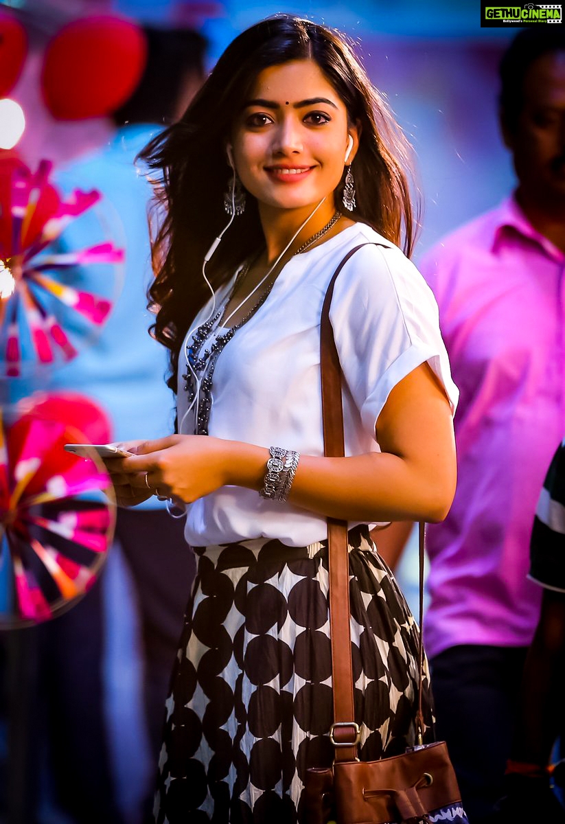 Rashmika Mandanna, hd, wallpaper, Devadas movie - Gethu Cinema Rashmika Mandanna, hd, wallpaper, Devadas movie - Gethu Cinema