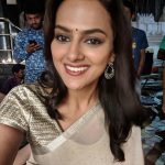 Shraddha Srinath, saree, selfie, latest, Kannada actress