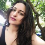 Sonakshi Sinha, Selfie, desirable