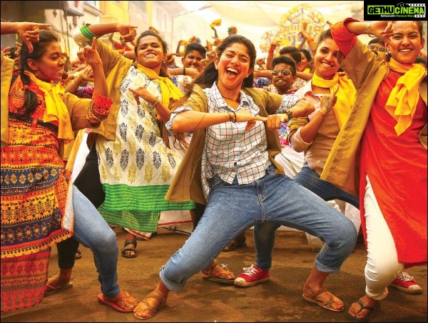 Maari 2 Tamil Movie Thara Local Images | Dhanush. Sai Pallavi