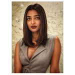 Radhika Apte, Bombairiya Heroine, modern, lipsstick