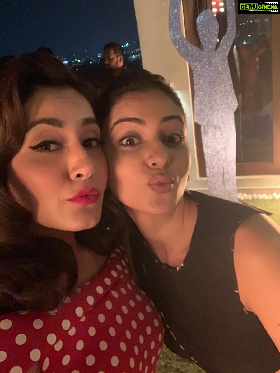 Raashi-Khanna-Birthday-Celebrations-actr