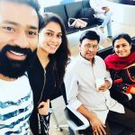 Shanthanu Bhagyaraj, selfie family, mom, wife, kiki vjay