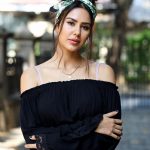 Sonam Bajwa, Carry on Jatta 2 Actress,  seductive