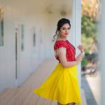 Sreemukhi, Babu Baga Busy Actress, short dress