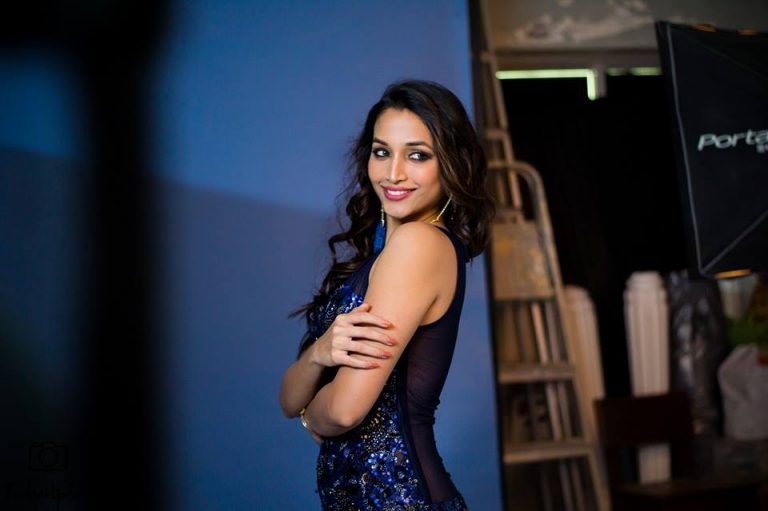 KGF Actress Srinidhi Shetty 2018 Latest cute HD Gallery