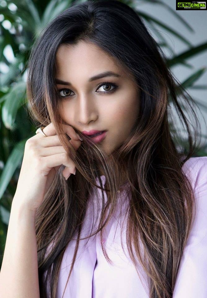 Srinidhi Shetty Kgf Heroine Stylish Gethu Cinema